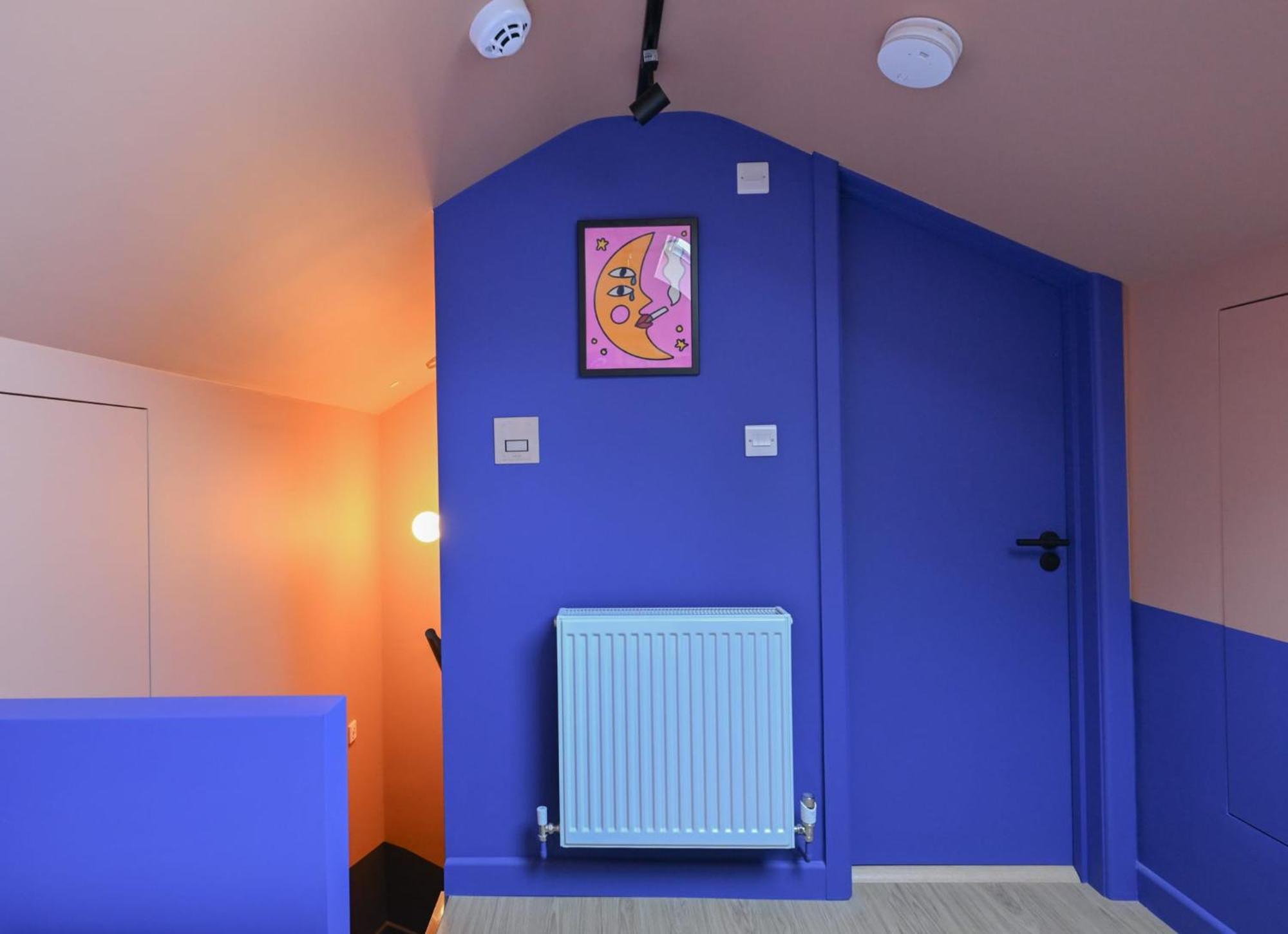 Funky Ensuite Loft Close To Angel & Shoreditch London